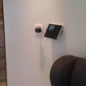 تركيب جهاز بصمة لElevation Group
